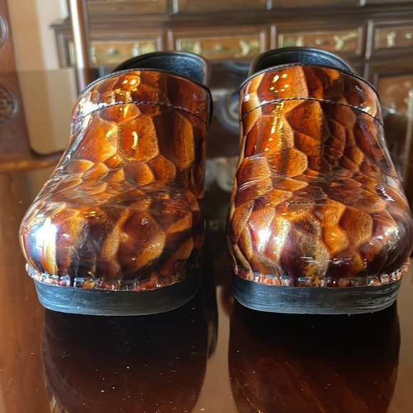 Dansko Clogs - Picture 5 of 13